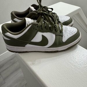Nike dunk low khaki/olive green